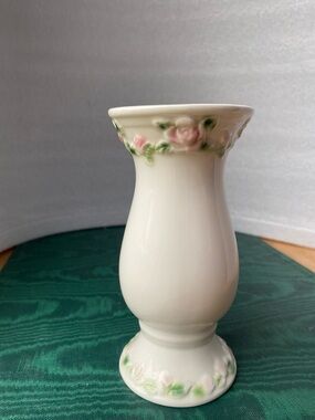 Vintage White Porcelain Bud Vase with Hand-Painted 3D Pink Rose Green Leaves